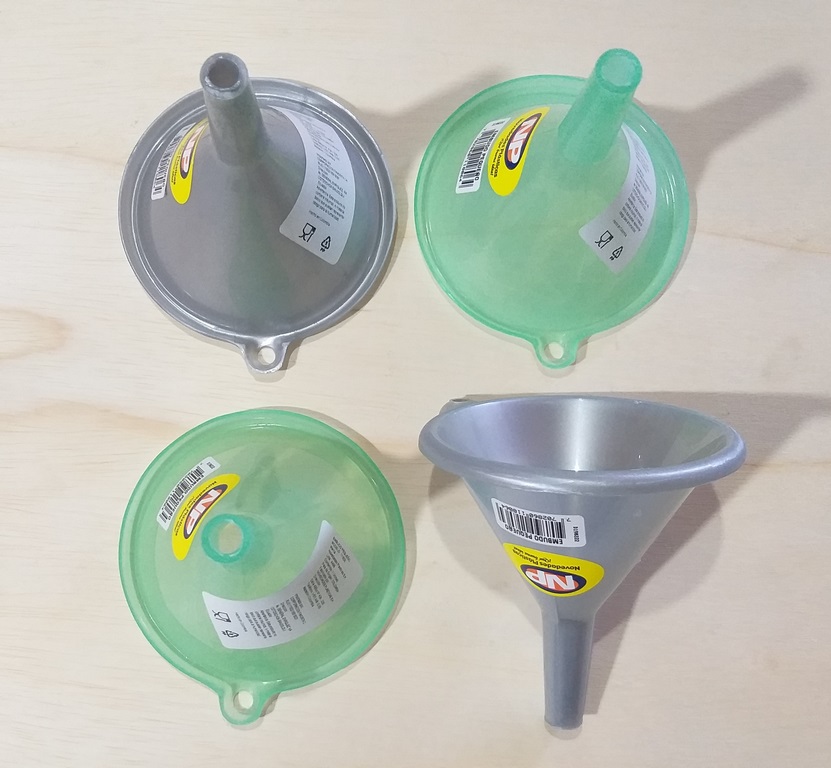 EMBUDO GRANDE VARIOS COLORES