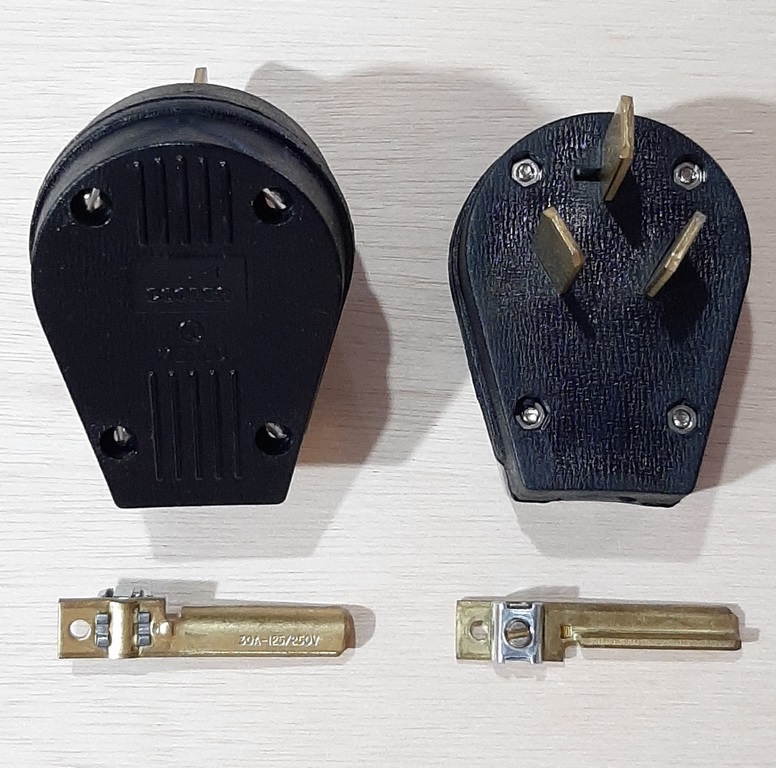 ENCHUFE COOPER.P/GALLINA 50A S80 3P.125/250V EATON