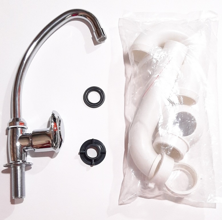 LLAVE FR. EDESA P/GANSO P/PARED C/SIFON PLASTICO