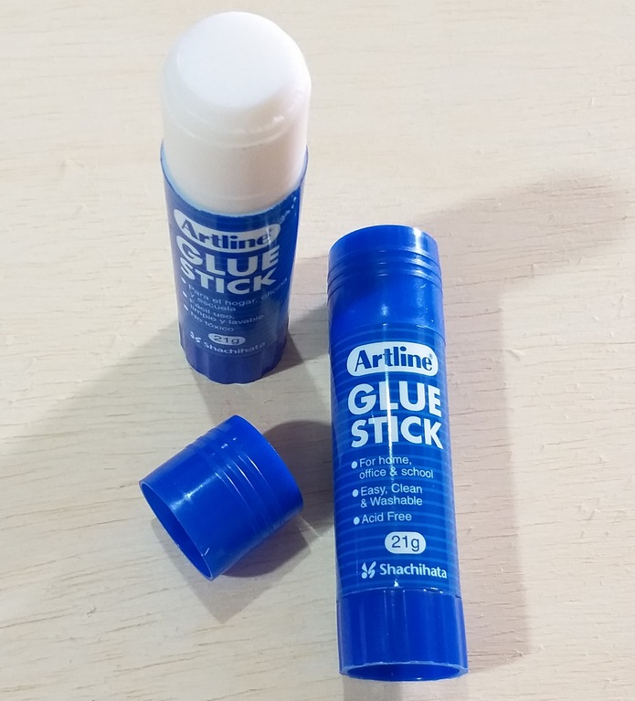 GOMA EN BARRA 21 GR ARTLINE