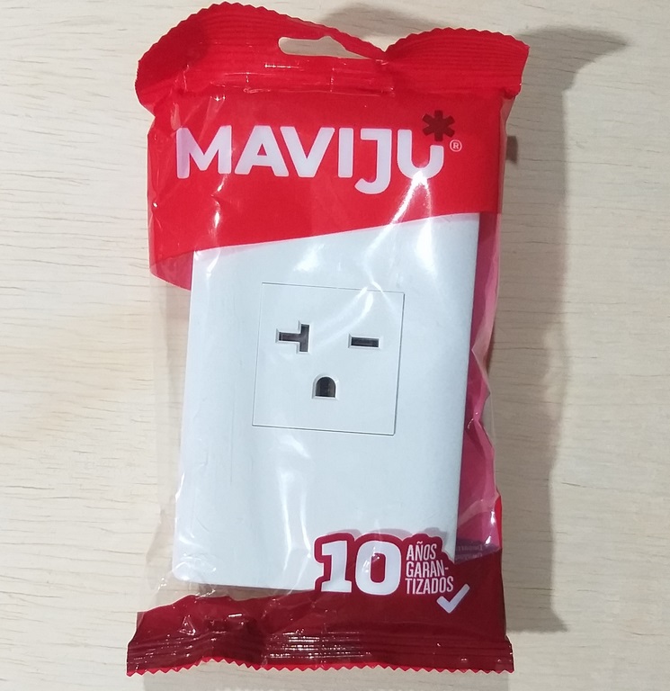 TOMA CORRIENTE 20A 250V MAVIJU NEMA TUERTO