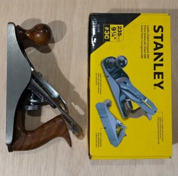 [712173] CEPILLO P/ MADERA STANLEY #3C ACANALADO 12173 9 1/4``